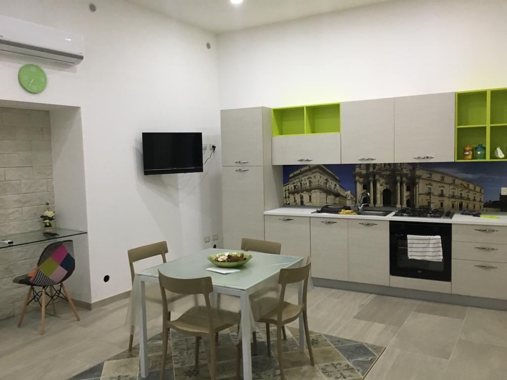 Casa Vacanze Ortigia Syracuse Bagian luar foto